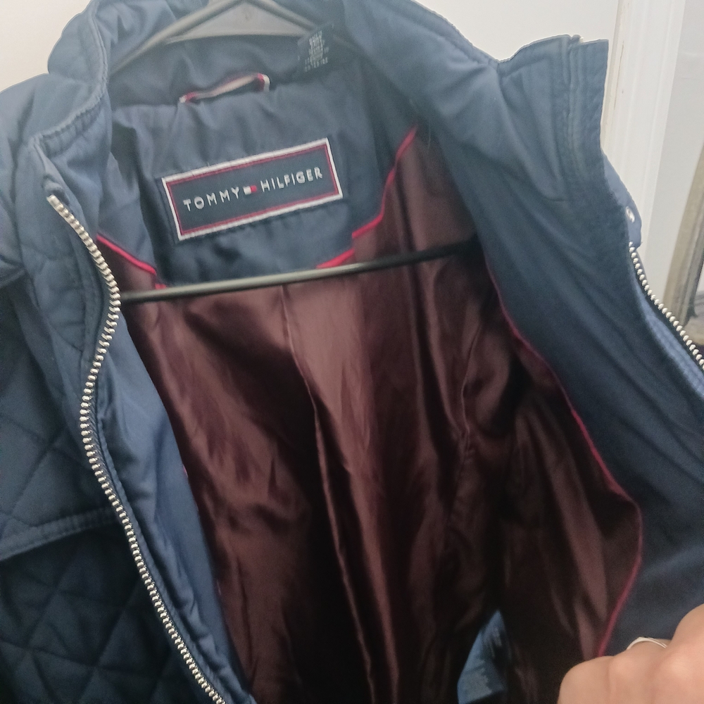 Tommy Hilfiger Women's Navy Quilted Jacket - Picture 8 of 11